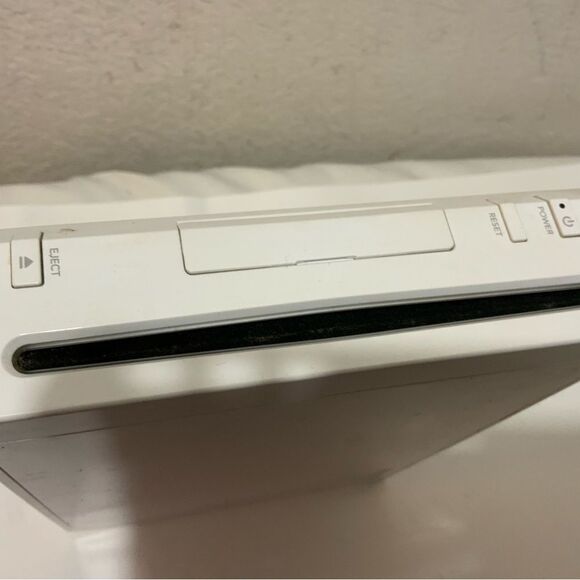 Wii Console Nintendo RVL-001 System Wii Sports Game RVL 001 no remotes - Picture 10 of 10